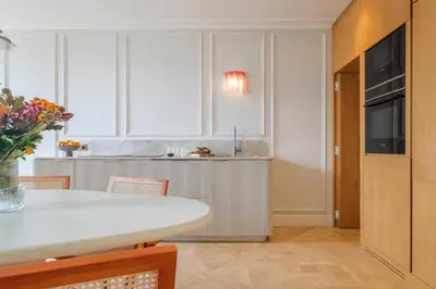 Cuisine ou kitchenette dans l'établissement Exceptional Duplex - AC-4BR-8P- close to Marais