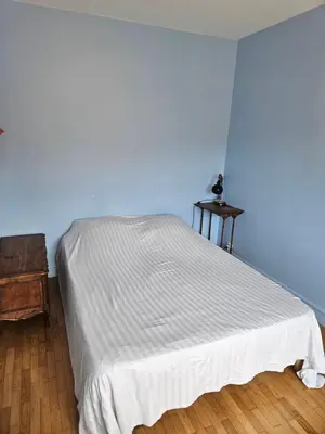 Un ou plusieurs lits dans un hébergement de l'établissement Chambre - Vanves Porte de Versailles