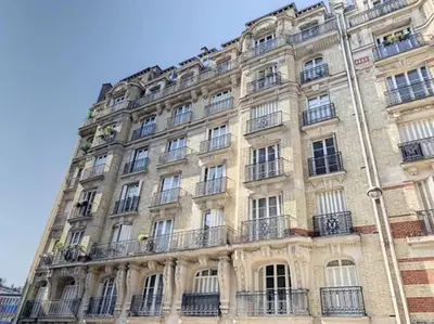 Plan de l'établissement Appartement de charme, terrasse et vue Tour Eiffel
