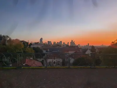 Lever ou coucher de soleil vu de l'appartement ou à proximité