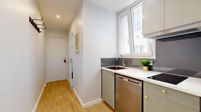 Cuisine ou kitchenette dans l'établissement Bluestay 196 - Charmant Appartement au Marais