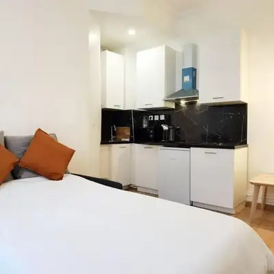 New decored Apt with elevator 50m to Lafayette N9-58