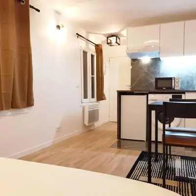 New renoveted studio in calm area near nation N11-283
