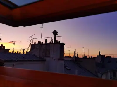 Lever ou coucher de soleil vu de l'appartement ou à proximité