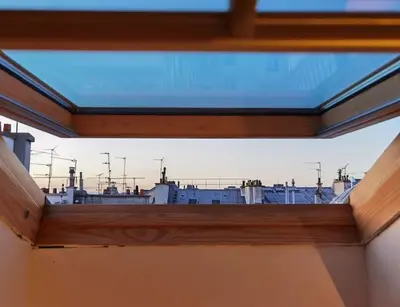 Plan de l'établissement Top roof view studio with elevator 1mn St Germain