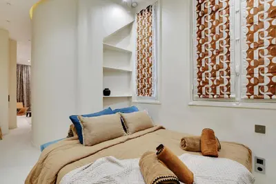 Plan de l'établissement Le petit luxe parisien