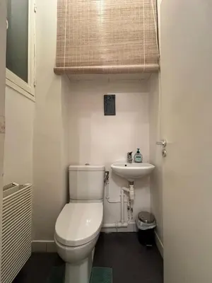 Salle de bains dans l'établissement Champs Elysées