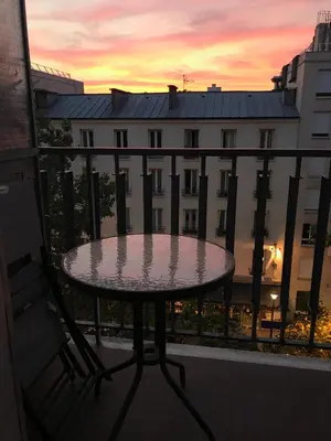 Balcon ou terrasse dans l'établissement Elégant et lumineux à 500 m Paris Expo Porte de Versailles