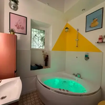 Relais Cocorico - Cocon proche tour Eiffel avec baignoire Balnéo