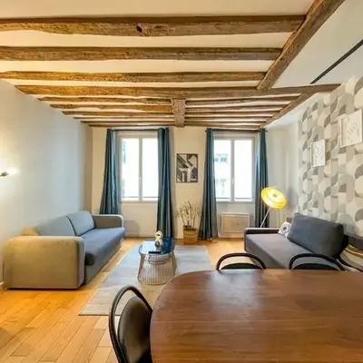 Urban Flat 97 - Spacious 1 Bedroom in Paris