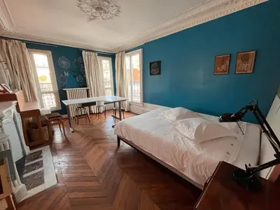 Un ou plusieurs lits dans un hébergement de l'établissement Vivre au Village des Batignolles