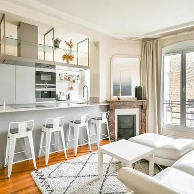 Proche Paris - Le Moderne - 18MC