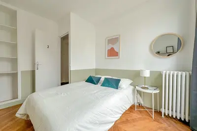 Un ou plusieurs lits dans un hébergement de l'établissement Flexliving - room - Septembre