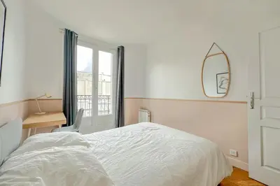 Un ou plusieurs lits dans un hébergement de l'établissement Flexliving - room - Septembre