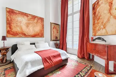 Un ou plusieurs lits dans un hébergement de l'établissement Apt Dupleix Luxueux Cœur du 16ème 8P 4BR