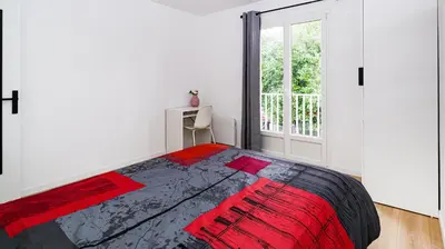 Un ou plusieurs lits dans un hébergement de l'établissement Apt4P-SecureFreeParking -Metro4