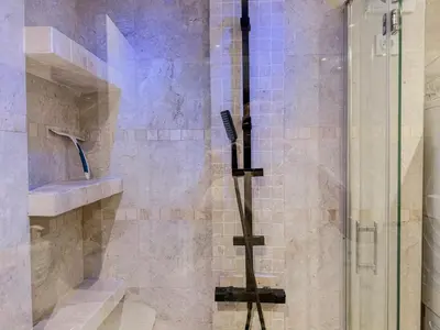 Salle de bains dans l'établissement Appartement convivial pour séjourner