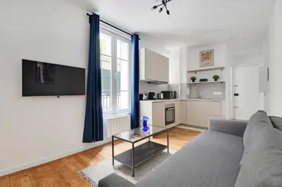 Cuisine ou kitchenette dans l'établissement Charming apartment -1BR-4P- Gare Montparnasse