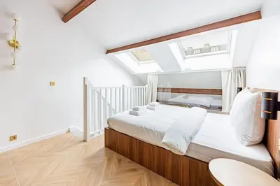 Un ou plusieurs lits dans un hébergement de l'établissement 155#Suite luxueuse#Etienne Marcel#Châtelet#Paris 3