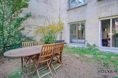 Jardin de l'établissement Proche de Paris - La Populaire - 5MB