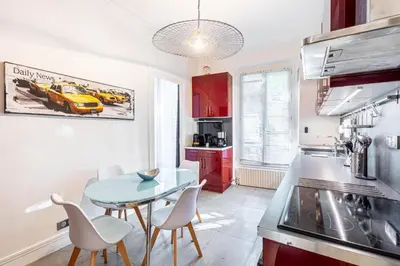Cuisine ou kitchenette dans l'établissement GuestReady - Spacieux Appartement idéal pour 6