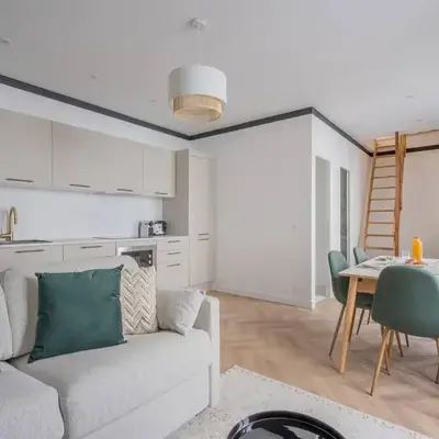 Appartement Mezzanine cœur du 11ème arrondissement