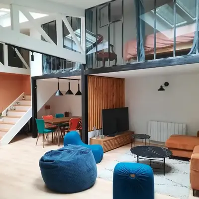 Loft 4-5 personnes à Montmartre - parking privé sur réservation