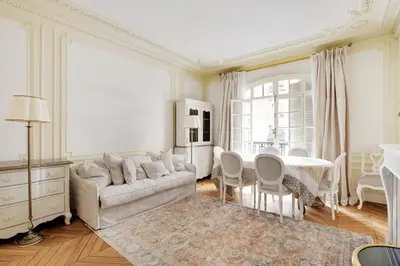 Coin salon dans l'établissement Trocadero - Longchamp 2bdr