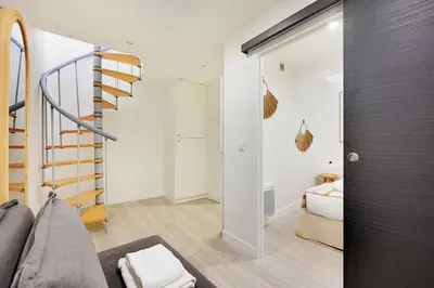 Plan de l'établissement Apartment for 4, between Opera and Montmartre