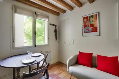 Coin salon dans l'établissement 3min Notre Dame de Paris | Studio
