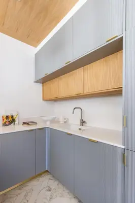 Cuisine ou kitchenette dans l'établissement Luxueuse Suite # 2 Chambres # Wagram # Paris 17