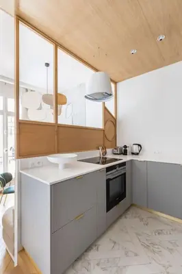 Cuisine ou kitchenette dans l'établissement Luxueuse Suite # 2 Chambres # Wagram # Paris 17
