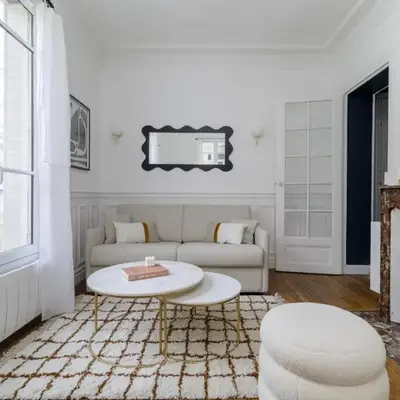 New Snug flat in the Heart of Le Marais