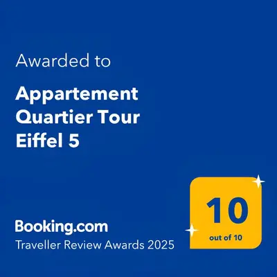 Certificat, récompense, panneau ou autre document affiché dans l'établissement Appartement Quartier Tour Eiffel 5 Free Netflix