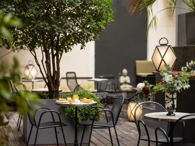 Jardin de l'établissement Le Rayz Vendome