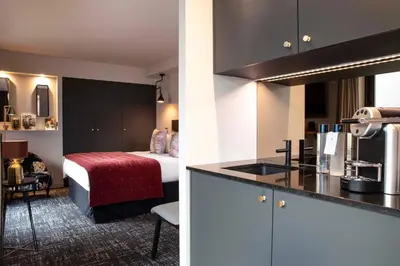 Cuisine ou kitchenette dans l'établissement Le Rayz Vendome