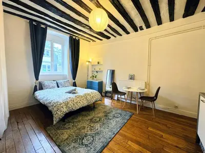 Plan de l'établissement Charmant Appartement Parisien Près du Louvre Paris, France