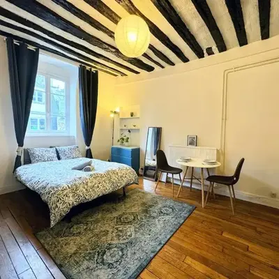 Charmant Appartement Parisien Près du Louvre Paris