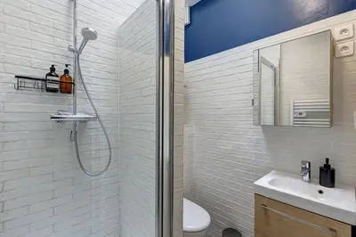 Salle de bains dans l'établissement Le Dark