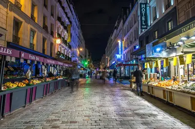 Quartier de l'hôtel ou autre quartier proche
