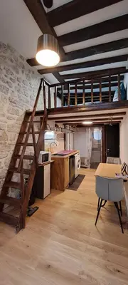 Cuisine ou kitchenette dans l'établissement ÉCHAPPÉE Parisienne