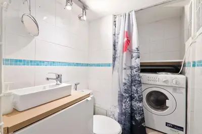 Plan de l'établissement Studio Appartement Quartier Saint-Michel Notre-Dame 3 Free Netflix