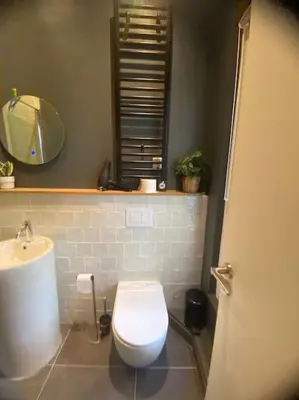Salle de bains dans l'établissement Saint Jacques Zoo