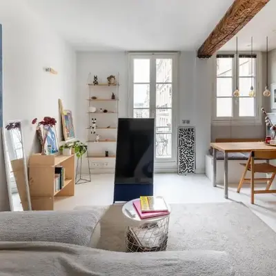 Stylish 1BD Duplex - Stunning Views near Louvre