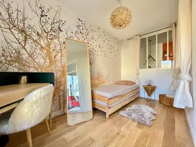 Un ou plusieurs lits dans un hébergement de l'établissement Magnifique 3 pièces de 55m2 au calme avec balcon