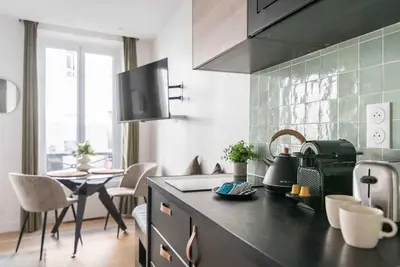 Cuisine ou kitchenette dans l'établissement République - Charmant studio - Haystia