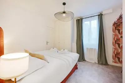 Un ou plusieurs lits dans un hébergement de l'établissement Cosy apartment - 1BDR-4P - Boulogne Billancourt