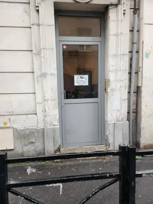 Façade ou entrée de l'établissement Studio proche Paris