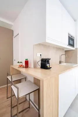 Cuisine ou kitchenette dans l'établissement Studio au centre de Paris - Musée Grévin - II