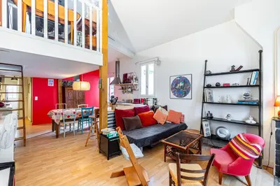 Coin salon dans l'établissement GuestReady - Loft Élégant pour Deux avec Bureau